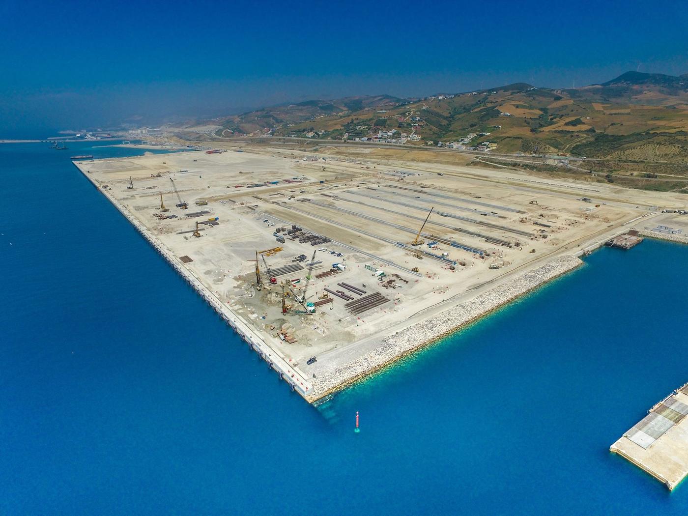 Infrastructure marché image - port de Tanger Med II